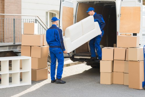 Related removals and van service links section